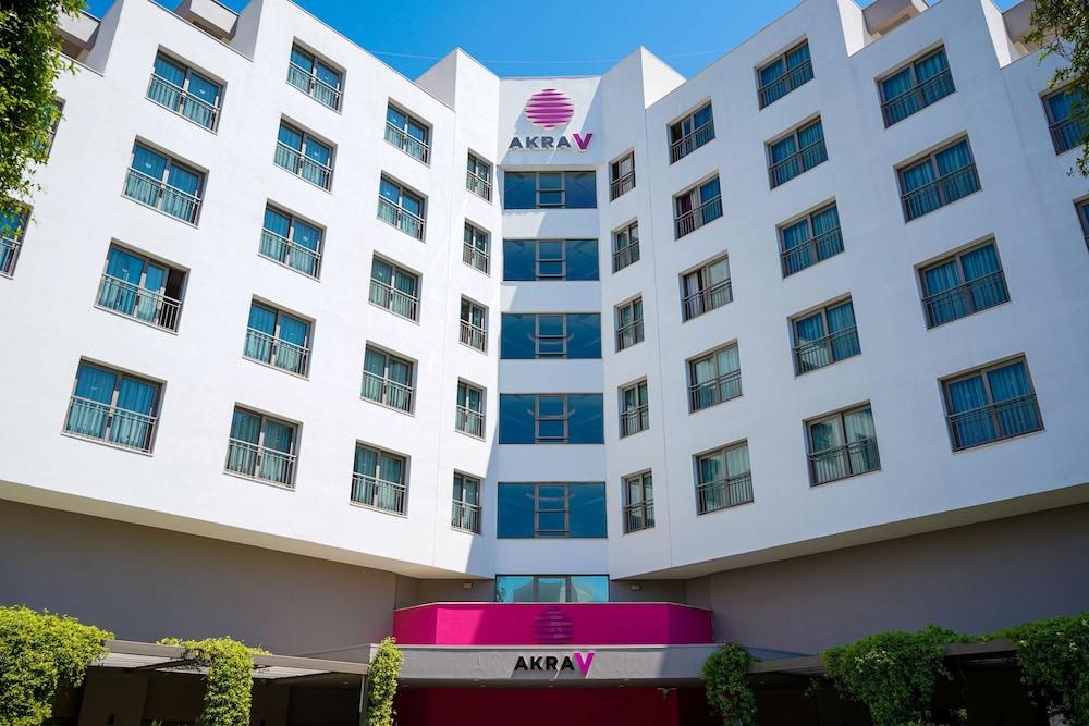 Готель Akra V - Access To Akra