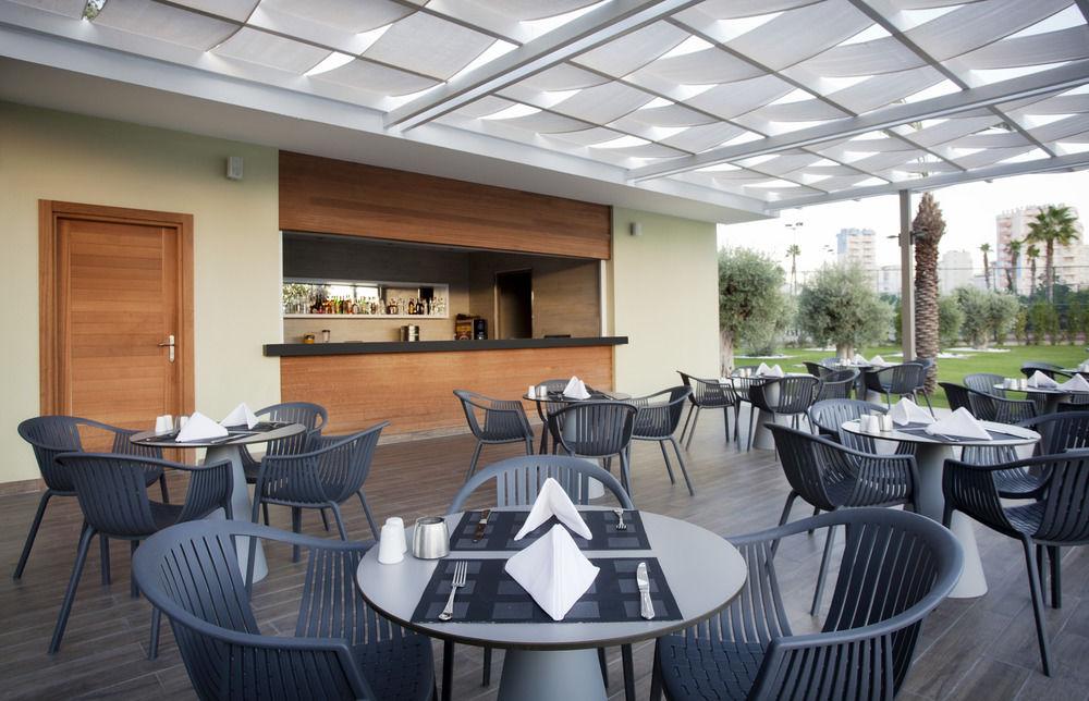 Akra V - Access To Akra Hotel